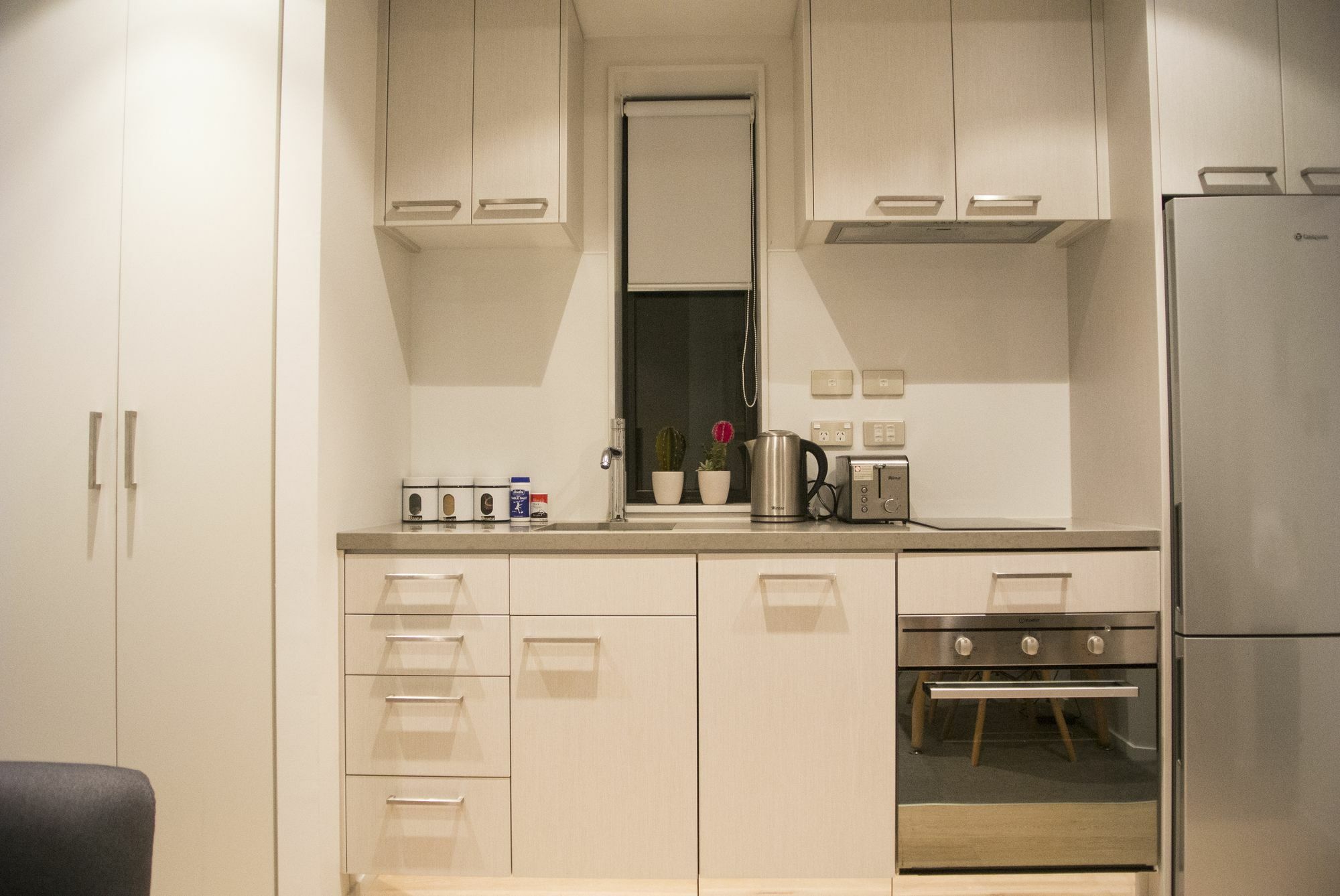 Brand New Apartment With Pool & Gym Оукланд Екстериор снимка